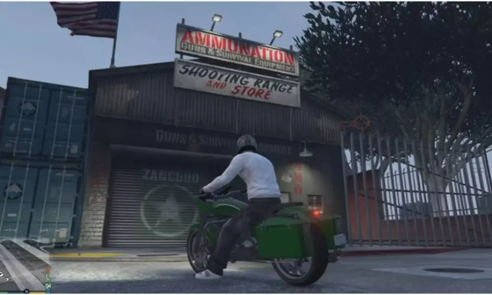 فروشگاه اسلحه Ammu-Nation در منطقه Cypress Flats بازی GTA V، با موقعیت کم جمعیت و صنعتی، محیطی آرام برای تمرین تیراندازی، قیمتهای مناسب و تنوع بالای اسلحهها و تجهیزات را برای بازیکنان ارائه میدهد.
